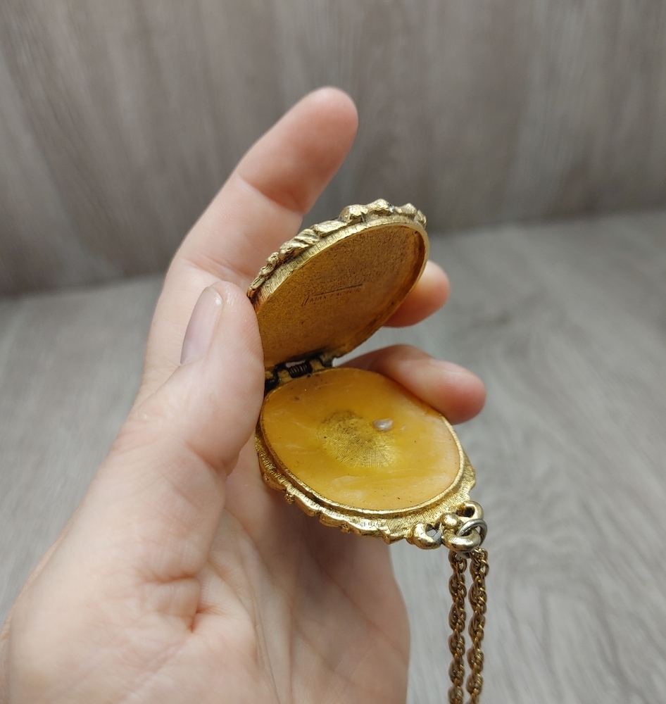 Max Factor Victorian Rose Solid Perfume Locket Ne… - image 6